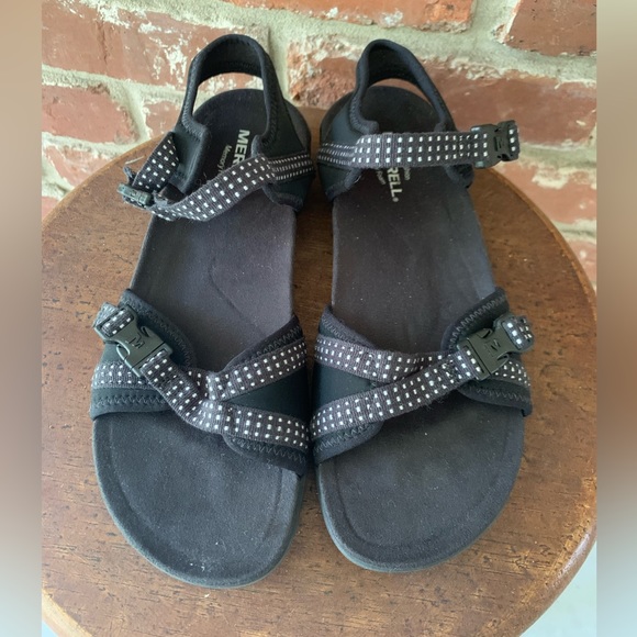 Merrell Sandals - Picture 2 of 11